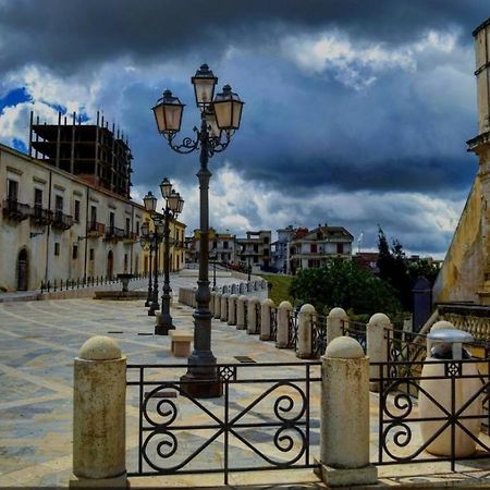 Montalbano House - Casa Vacanze Santa Margherita di Belice Bagian luar foto